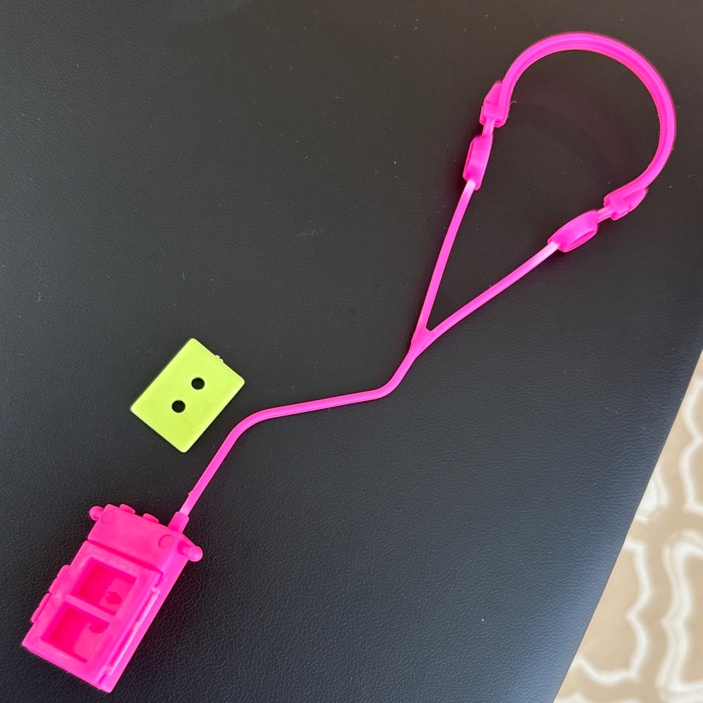 1996 Workin Out Barbie vintage Walkman Cassette Player & Tape pink Y2k 90s
